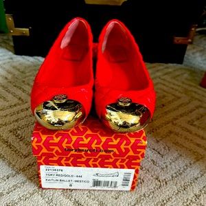 Tory Burch quilted Kaitlyn flat - size 8